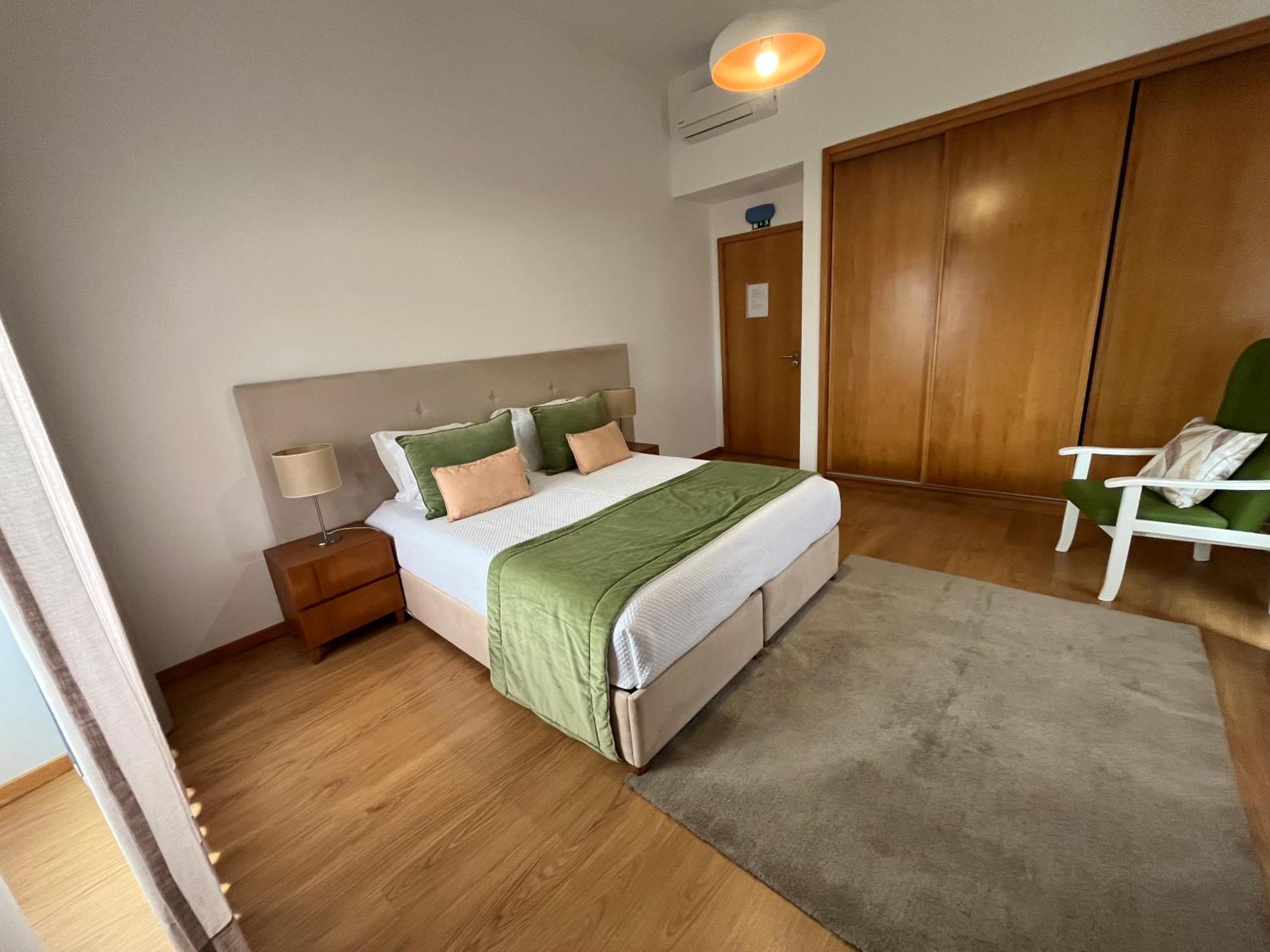 Solar Pontes Guest House คาเปลาส ภายนอก รูปภาพ